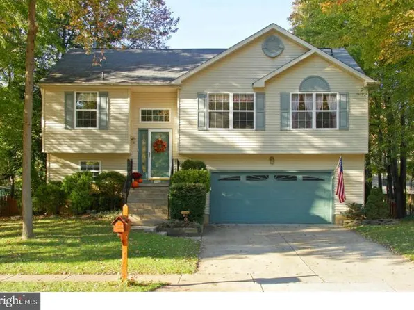 13 Birchwood Ln, Mantua, NJ 08051