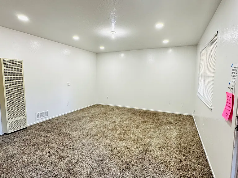 1707 W Swain Rd #0 — Photo 10
