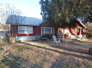 1300 Bryens St, Eastland, TX 76448