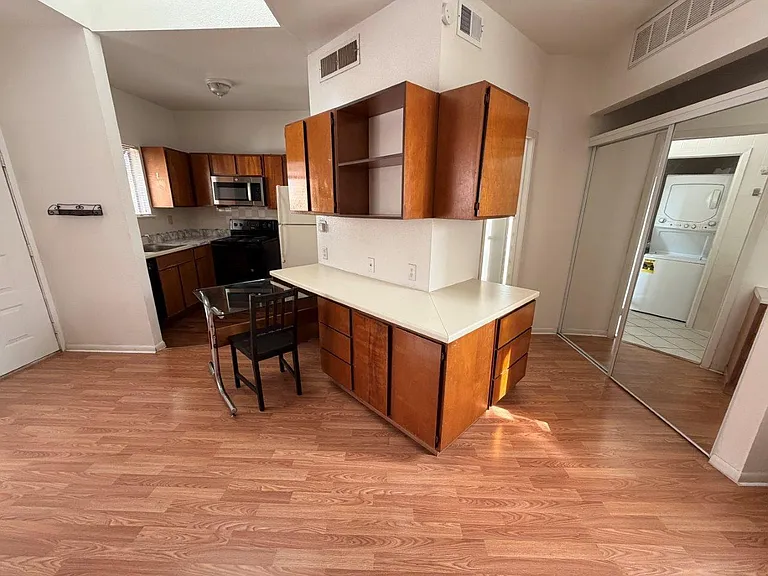 7901 Cambridge St #46 — Photo 9
