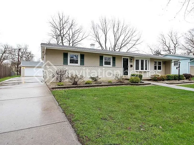 18829 Greenbay Ave — Photo 1