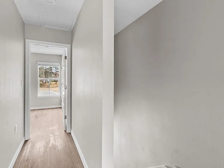 5201 Lionel Ave — Photo 9