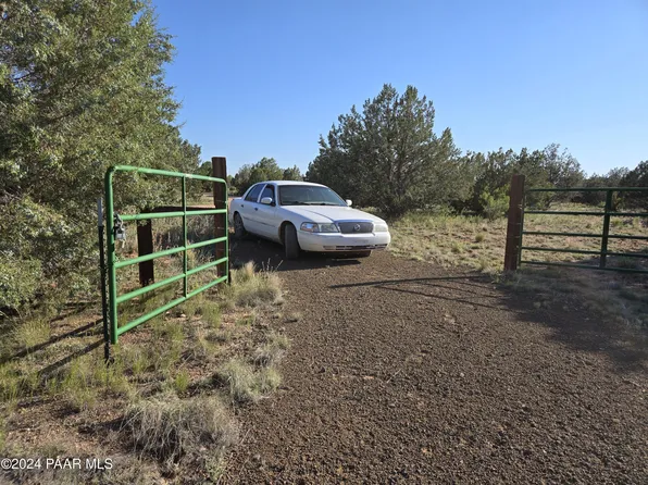 277D N Crooked Horn Trl, Ash Fork, AZ 86320