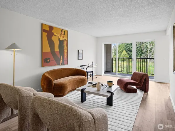 12701 NE 9th Place #D306, Bellevue, WA 98005