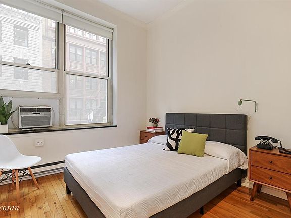 2nd image of 15 Waverly Pl #3K