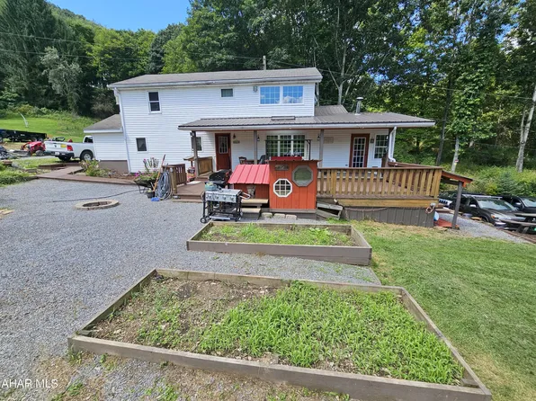 49 Beers Ln, Coalport, PA 16627