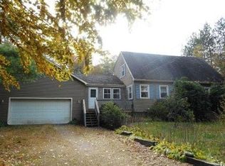 29 Browning Pond Rd, Spencer, MA 01562