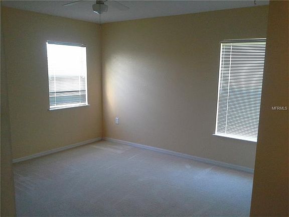 3rd image of 162 Dakota Ave