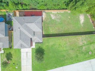 10200 Stone Gate Dr, Conroe, TX 77385