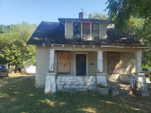 2146 N Robberson Avenue, Springfield, MO 65803