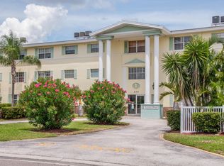 230 Columbia Dr APT 105, Cape Canaveral, FL 32920