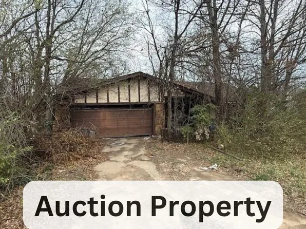 1411 SE 11th St, Wagoner, OK 74467