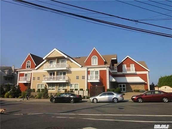 2nd image of 1490 Outlook Ave APT 2D