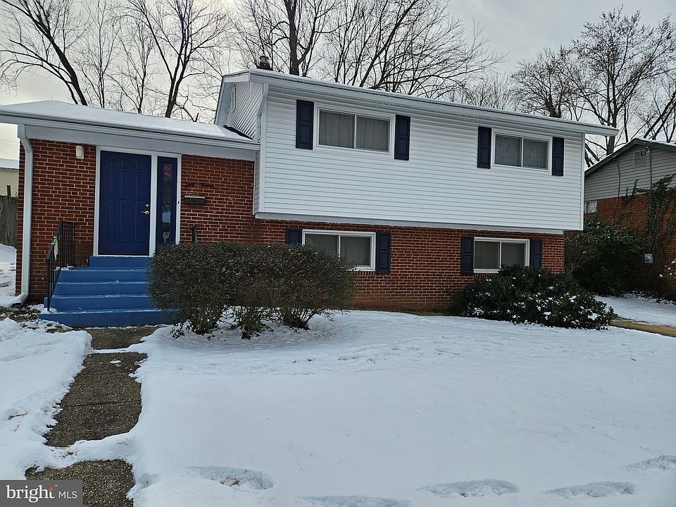 2nd image of 6013 Elmendorf Dr