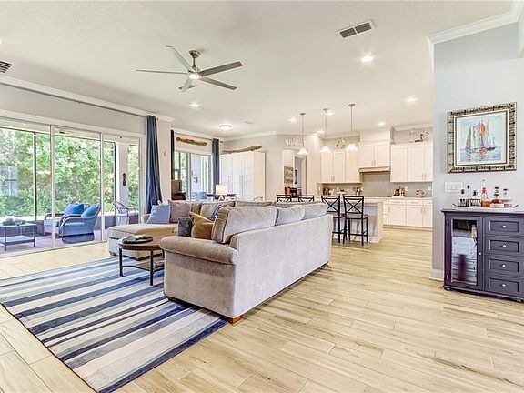 3rd image of 96275 Grande Oaks Ln