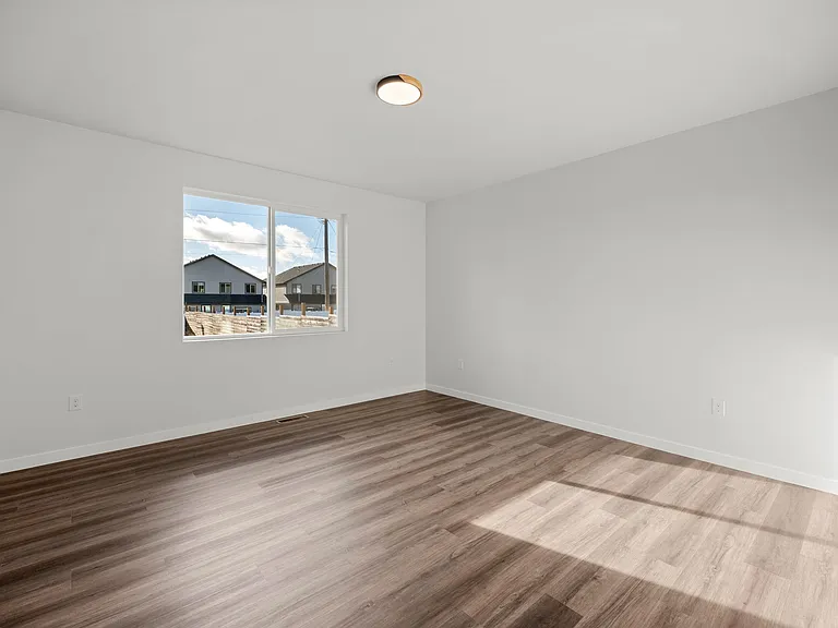 4914 E Fairview Ave — Photo 9
