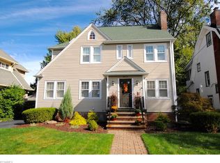 2611 Eaton Rd, University Heights, OH 44118