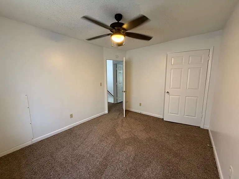 1981 Ridgeview Dr NW — Photo 10