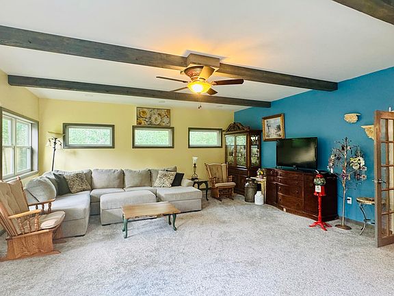 5th image of 2431 Genschaw Rd