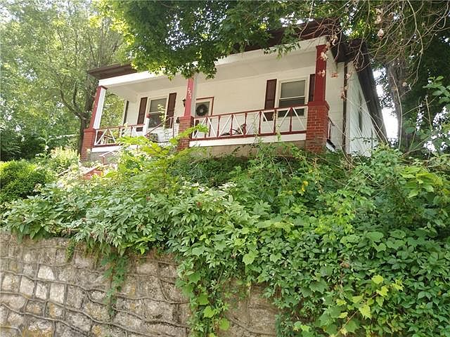 1st image of 2224 Felix St