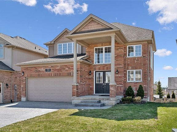 3rd image of 706 Springwater Pl