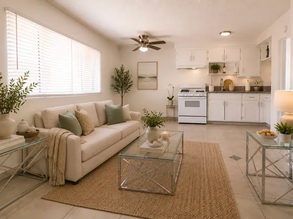 9204 Sepulveda Blvd #8, North Hills, CA 91343