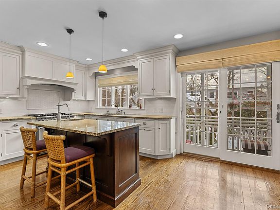 5th image of 10 Norfolk Road