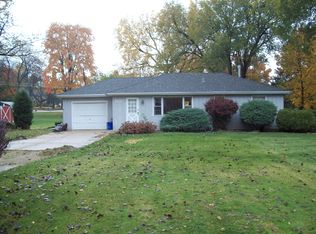 25W058 Lacey Ave, Naperville, IL 60563
