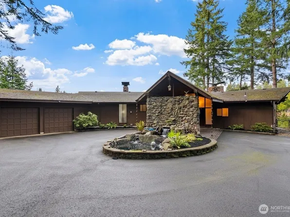 1970 Cambridge Lane SW, Olympia, WA 98512