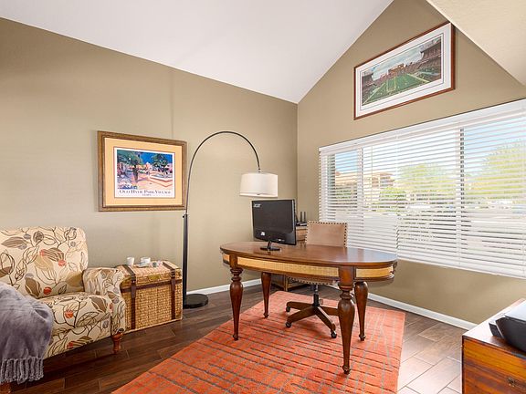 4th image of 3339 E Amberwood Dr