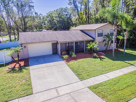 2nd image of 4302 Hollow Hill Dr