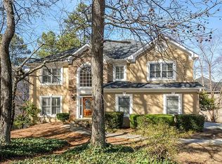 105 Nesbit Ridge Dr, Roswell, GA 30076