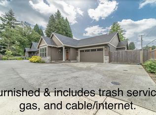 871 Oakway Rd, Eugene, OR 97401