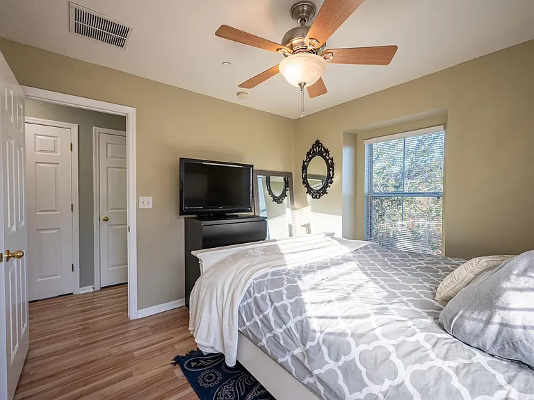 4877 Tuscan Loon Dr — Photo 13