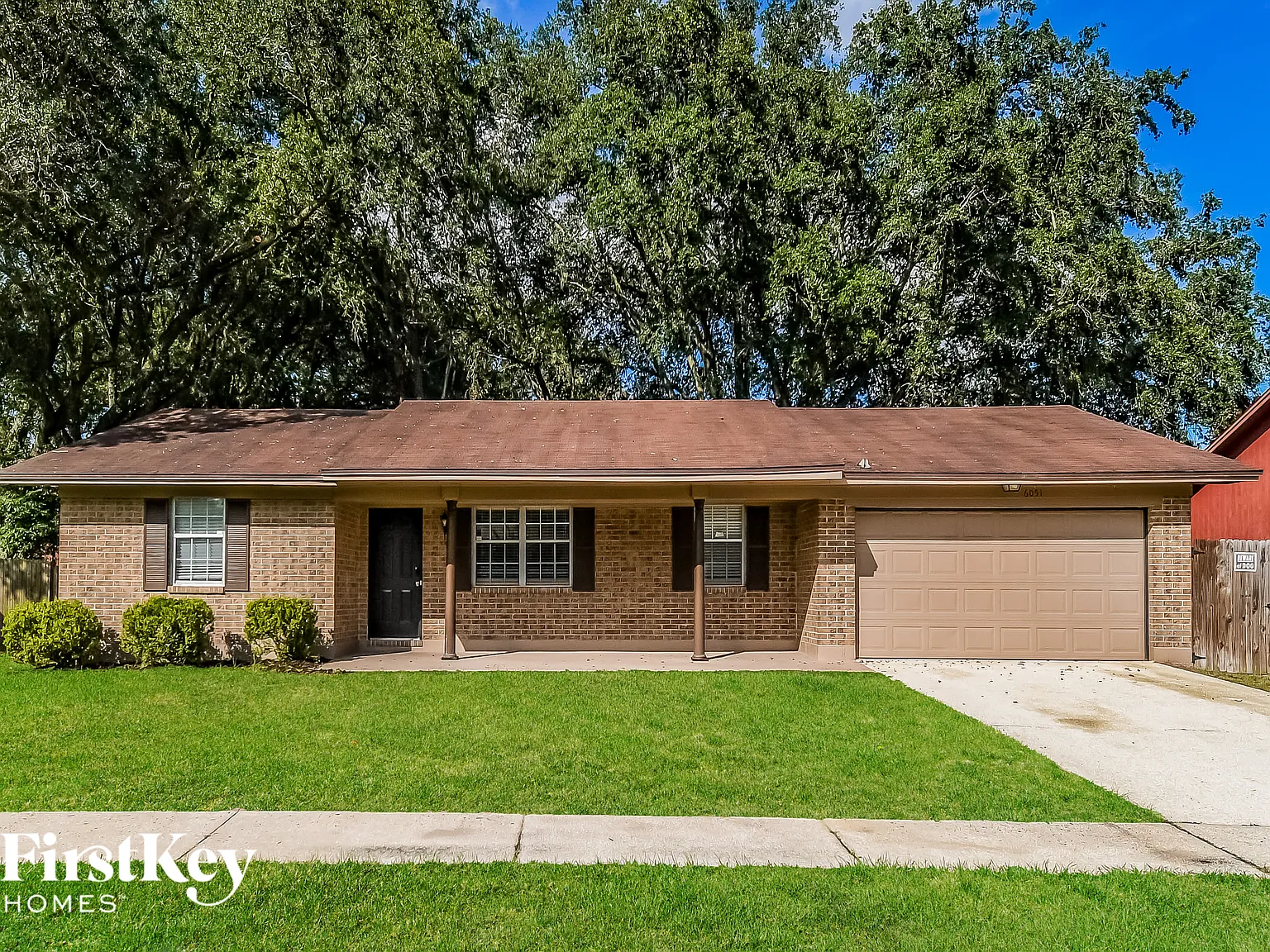 3 bed, 2.0 bath, 1713 sqft, $1,985 — Photo 2
