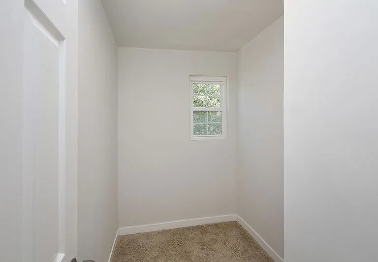 4360 Ocean View Blvd #A — Photo 11