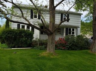 1284 Jewett Holmwood Rd, Orchard Park, NY 14127