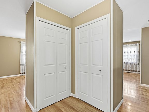 2nd image of 12426 Chalford Ln