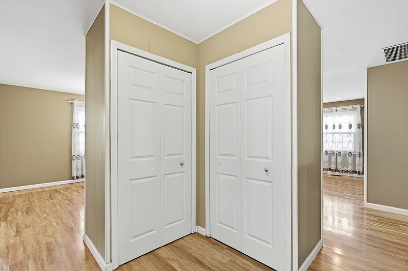 Building Photo - 12426 Chalford Ln