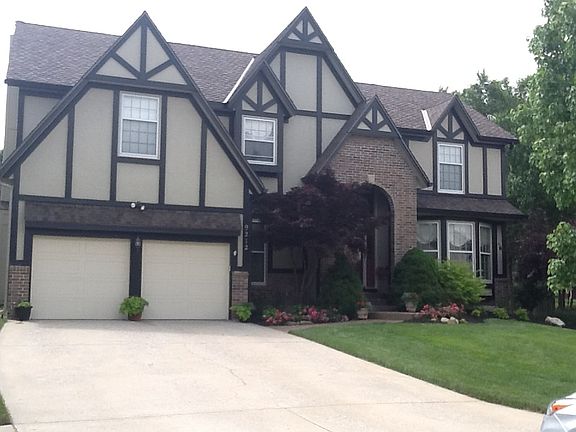 2nd image of 9212 W 132nd St