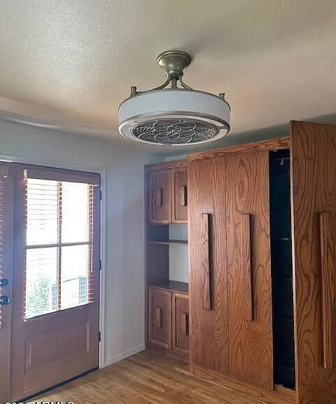 1340 E Missouri Ave — Photo 7