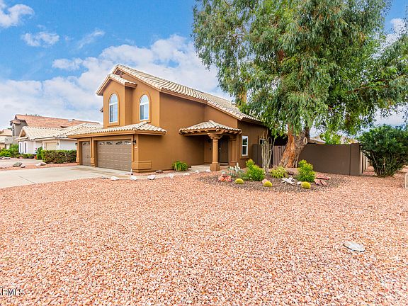 3rd image of 3601 E ROSEMONTE Drive
