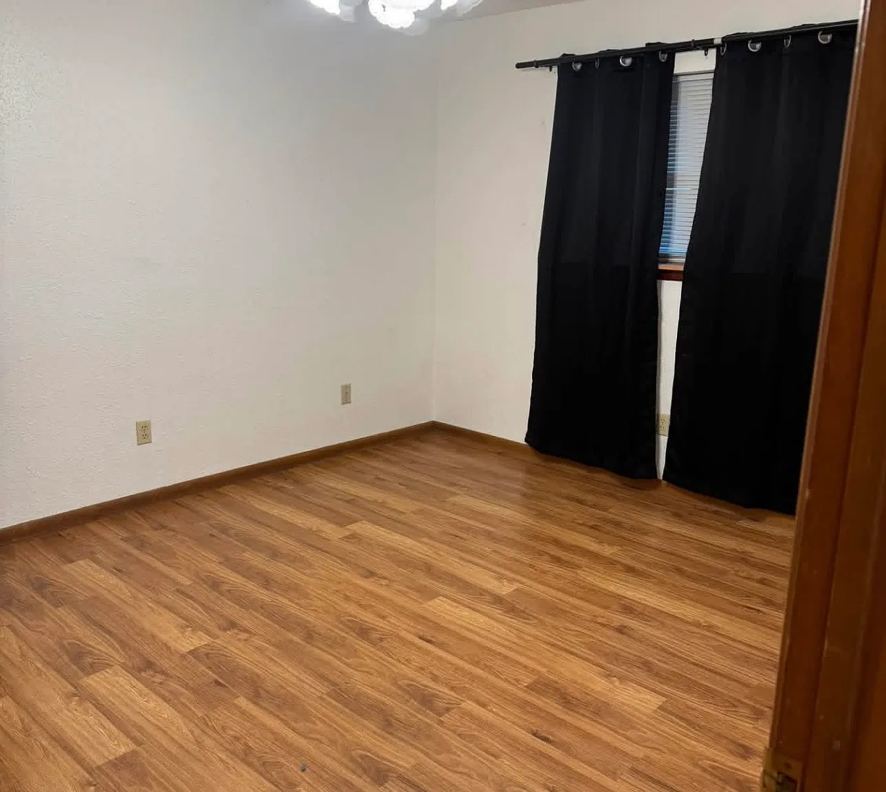 3 bed, $850 — Photo 2