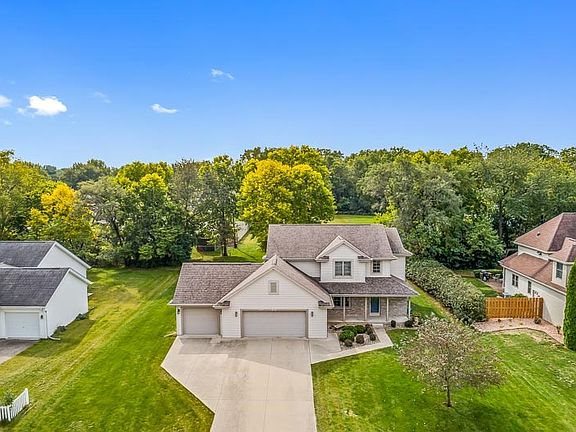 5th image of 642 E Waterford Dr