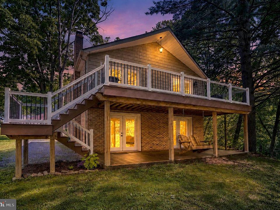 1st image of 156 Lakeside Dr