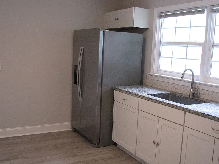 1505 Cook St — Photo 8