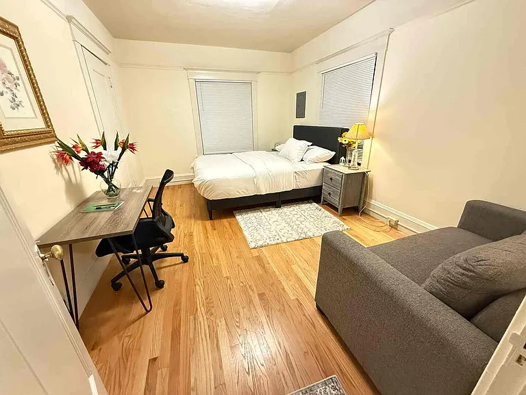 418 N 59th St #418 — Photo 4