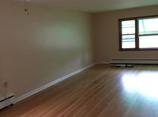 8644 Niles Center Rd #1, Skokie, IL 60077