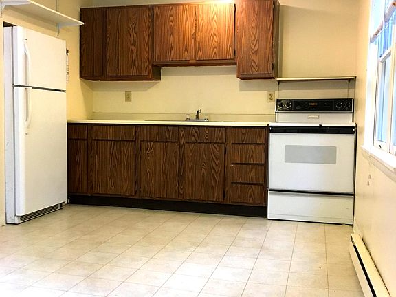 3rd image of 6080 State Highway 56 APT D