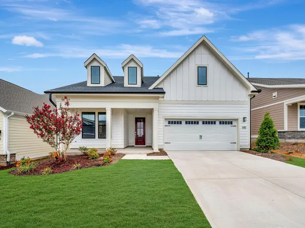 140 Sunny Glen Ct, Fuquay Varina, NC 27526